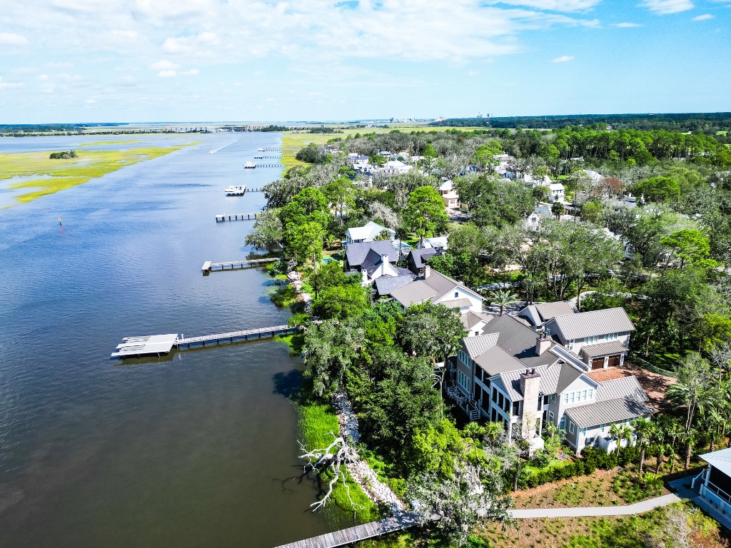 36 SALT HAMMOCK COURT