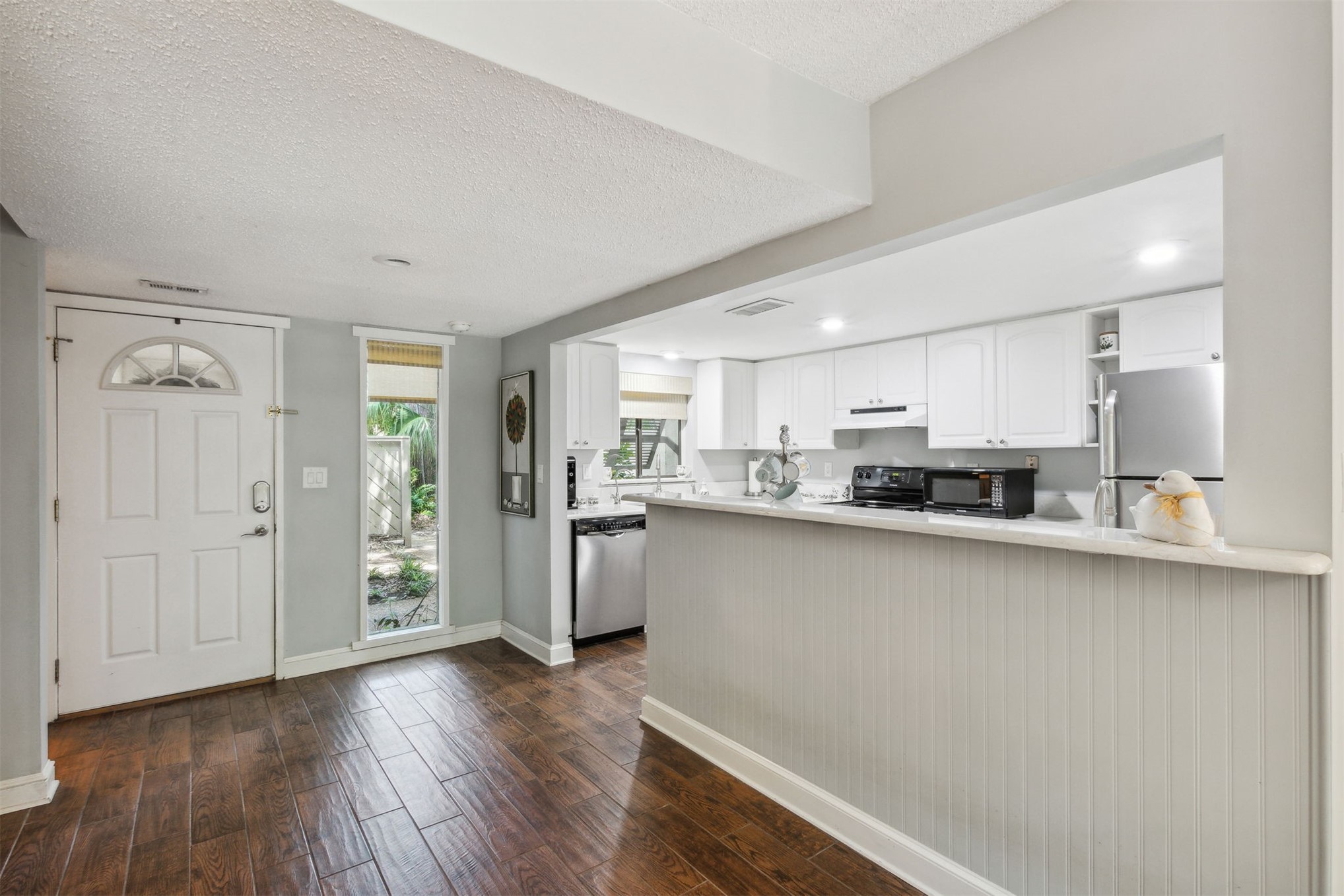 3004 SEA MARSH ROAD 3004
