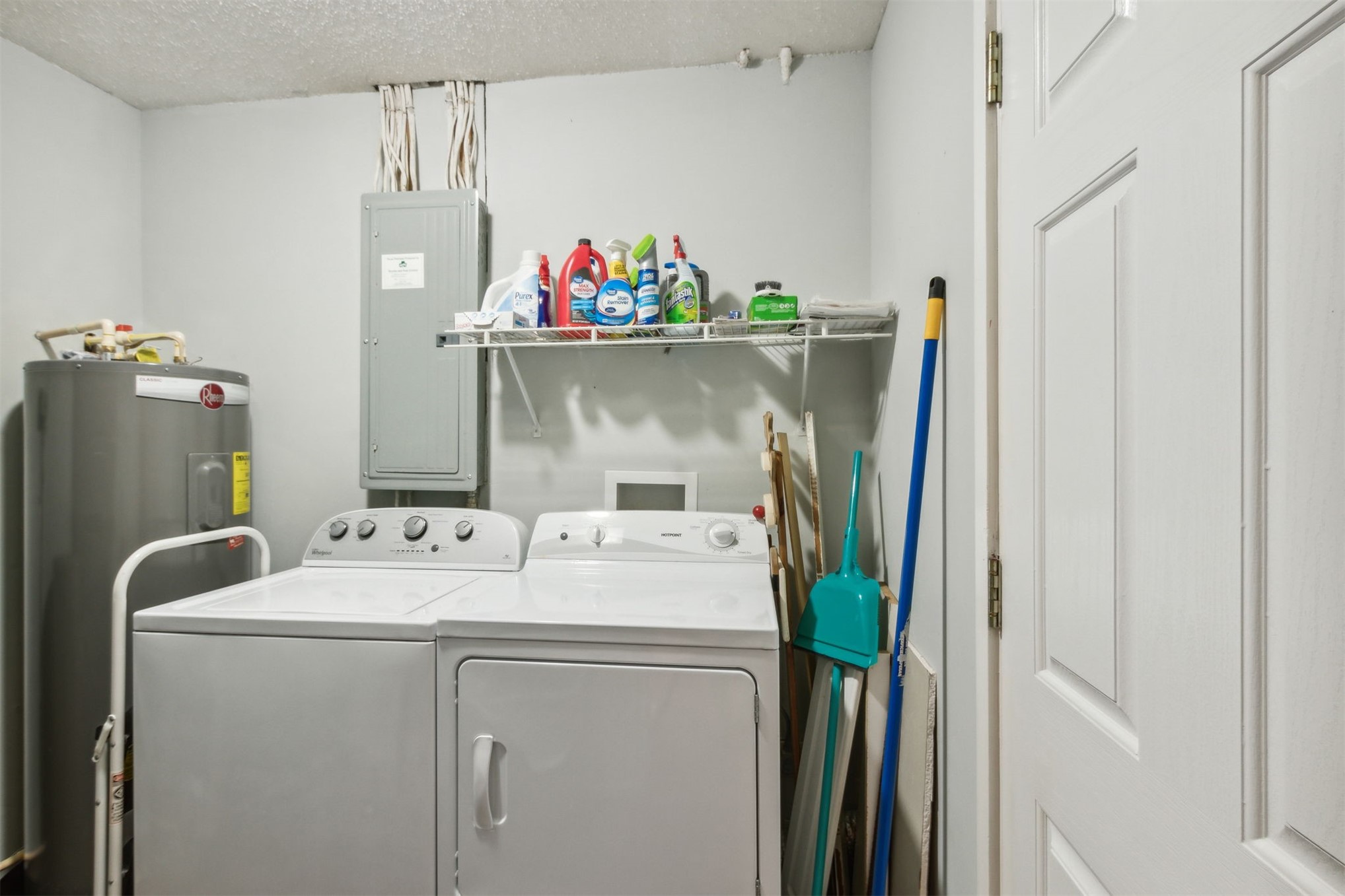 3004 SEA MARSH ROAD 3004