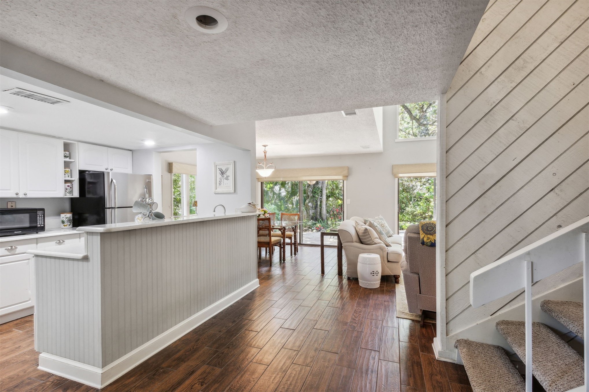 3004 SEA MARSH ROAD 3004