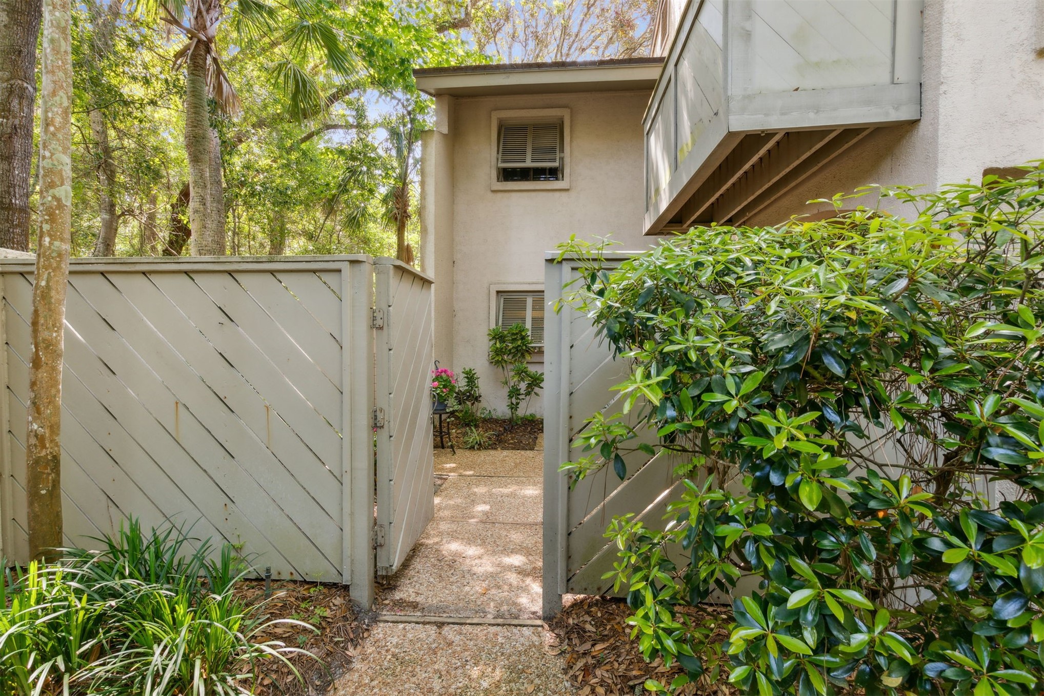 3004 SEA MARSH ROAD 3004