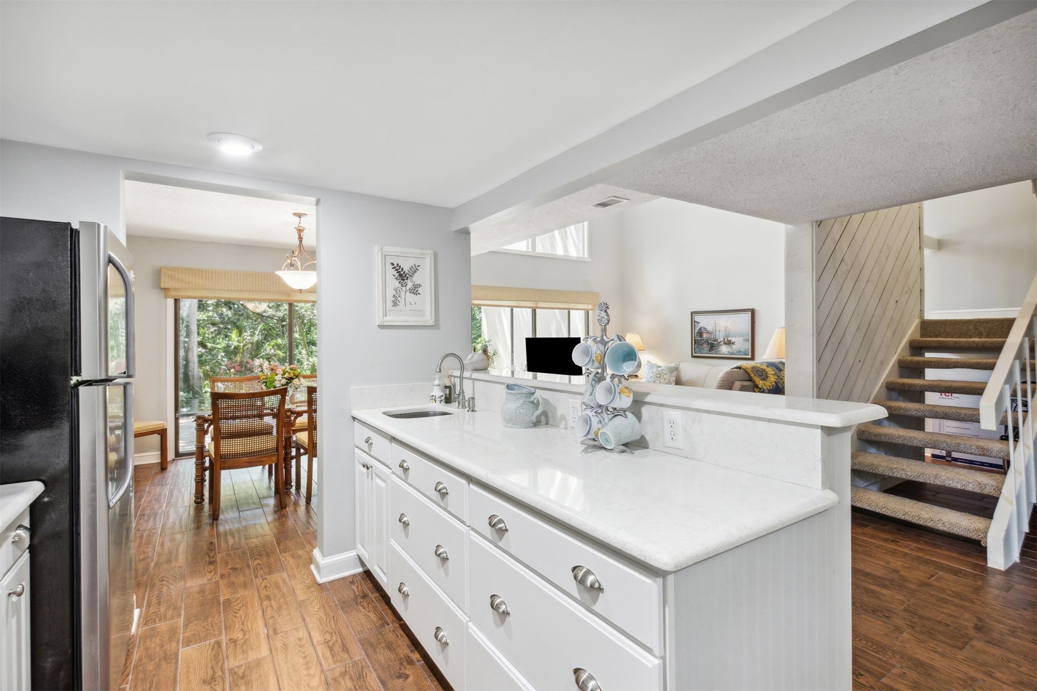 3004 SEA MARSH ROAD 3004