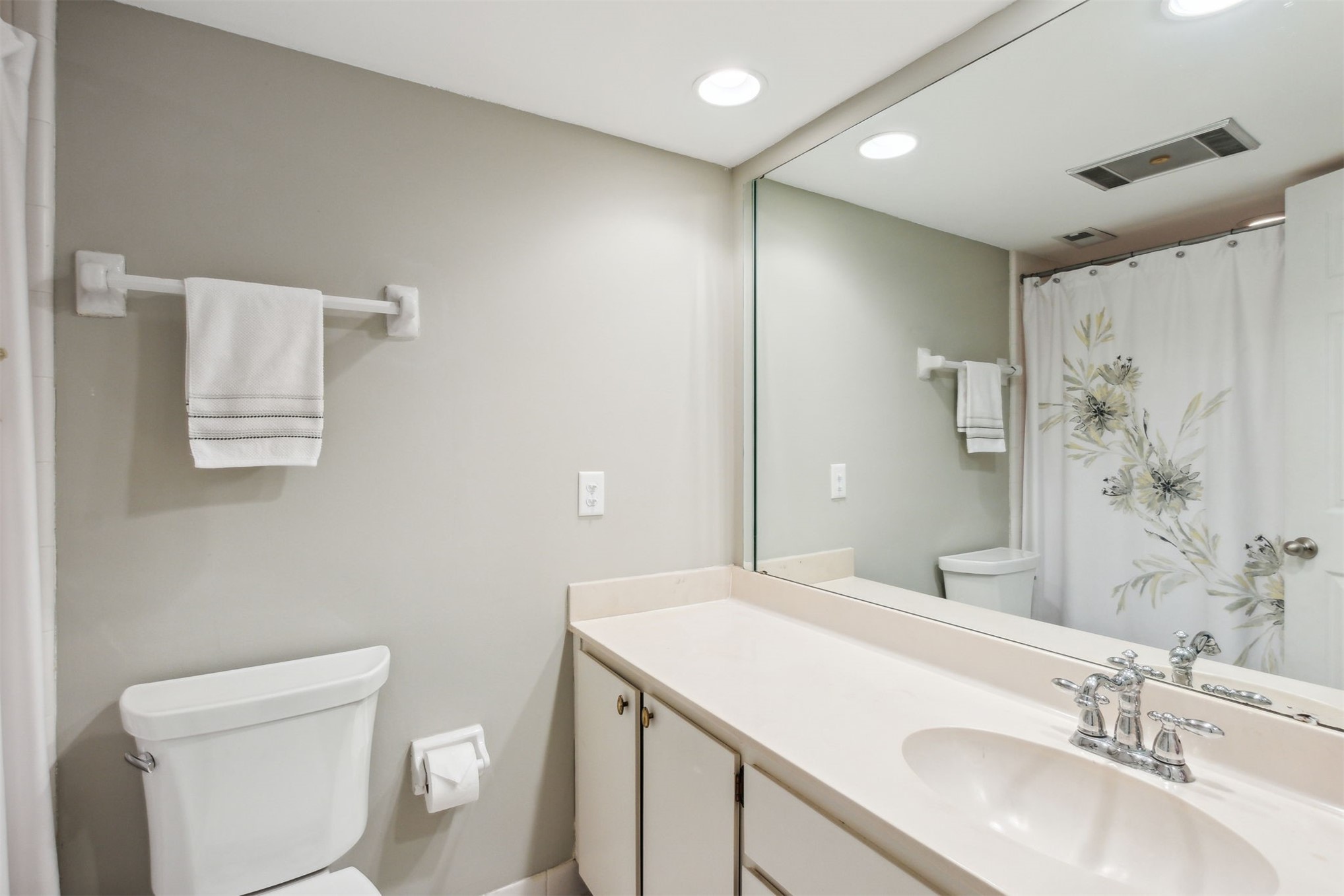 3004 SEA MARSH ROAD 3004
