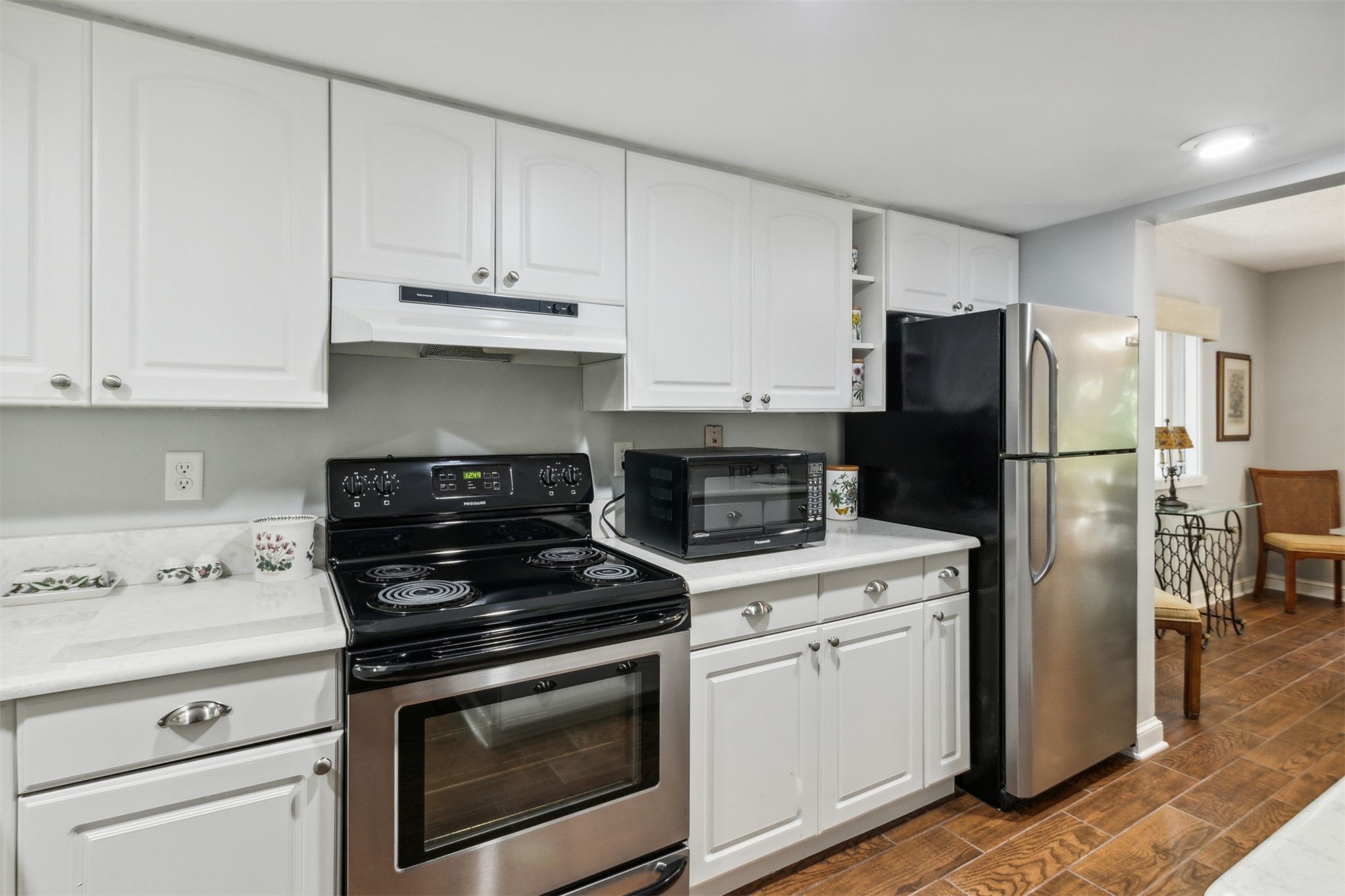 3004 SEA MARSH ROAD 3004