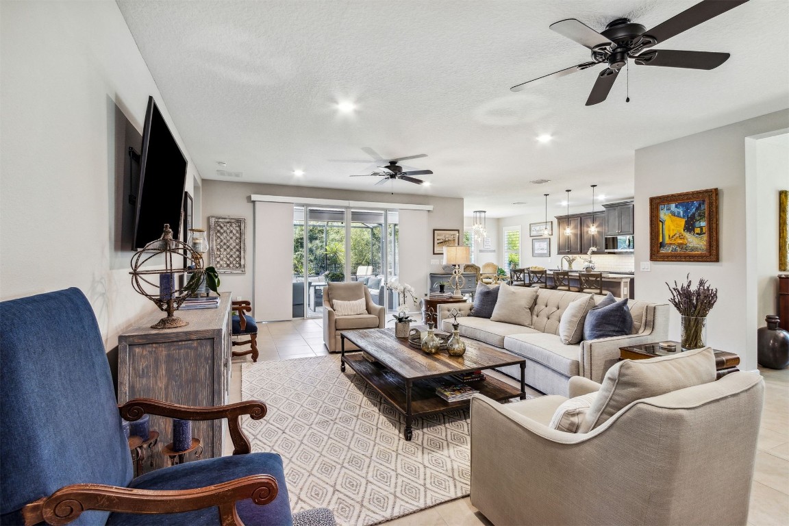 85033 MAJESTIC WALK BOULEVARD