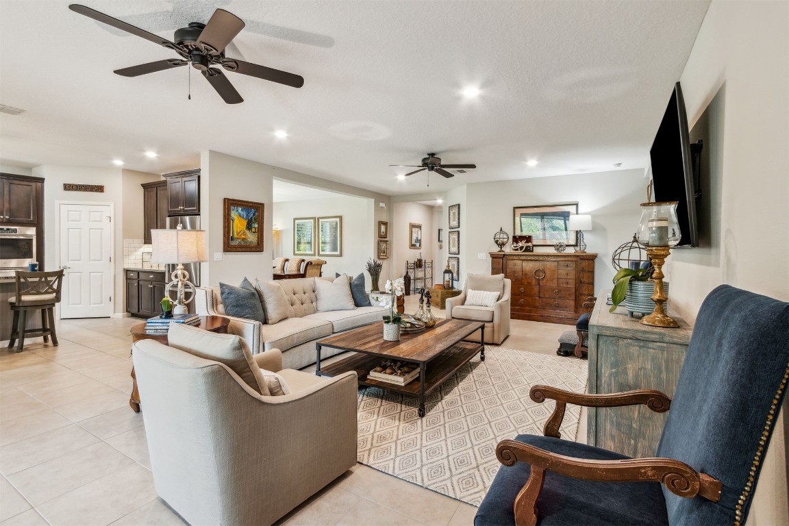 85033 MAJESTIC WALK BOULEVARD