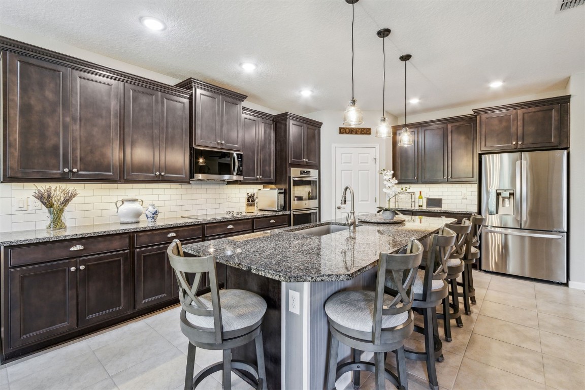 85033 MAJESTIC WALK BOULEVARD