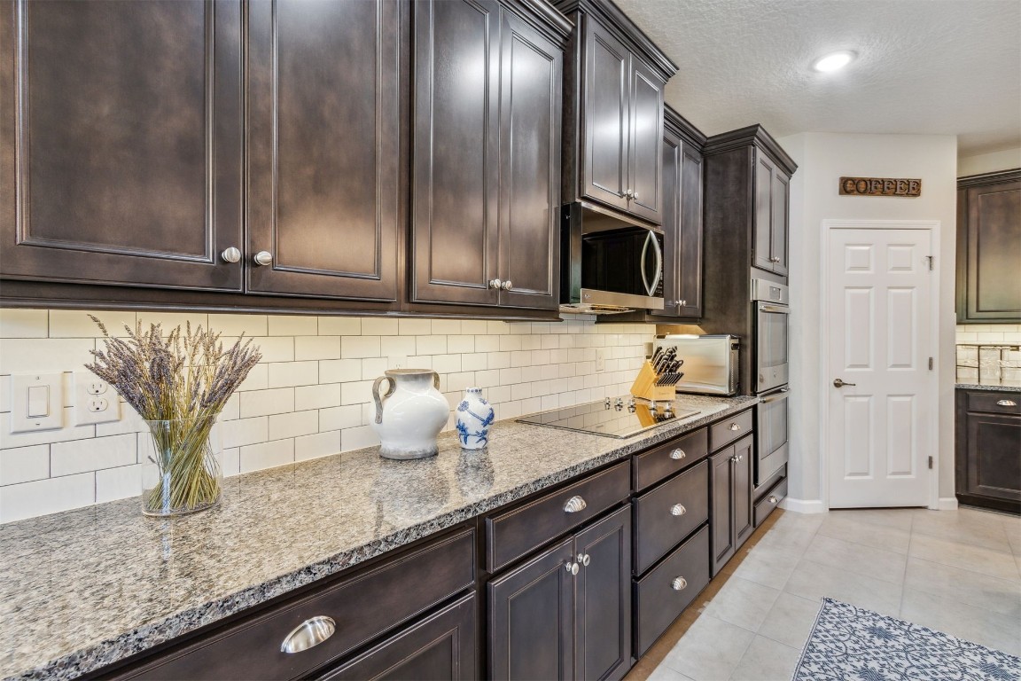 85033 MAJESTIC WALK BOULEVARD