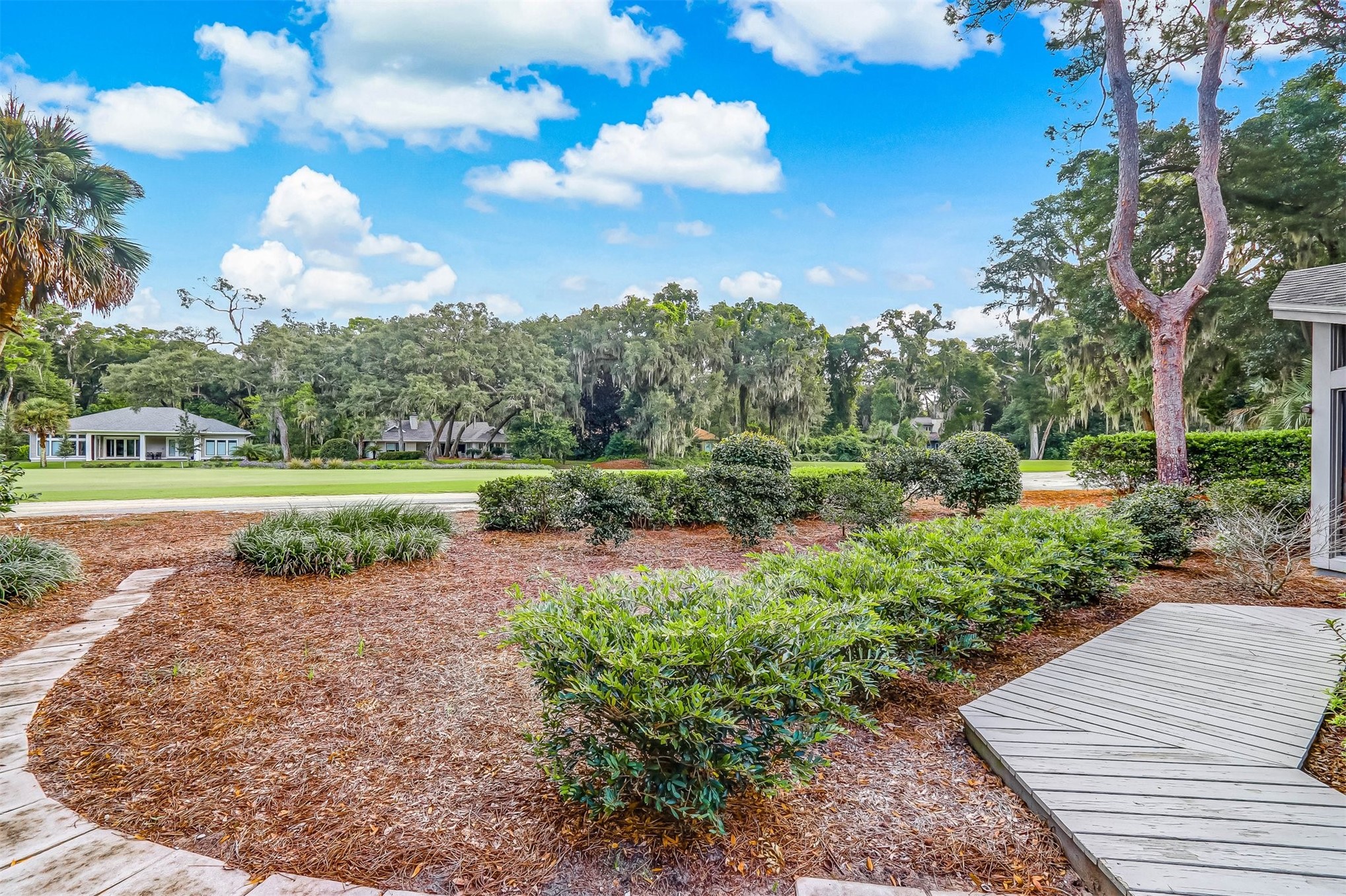 5 RED MAPLE ROAD