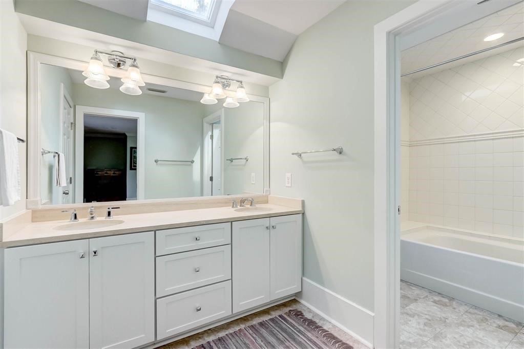 5 RED MAPLE ROAD