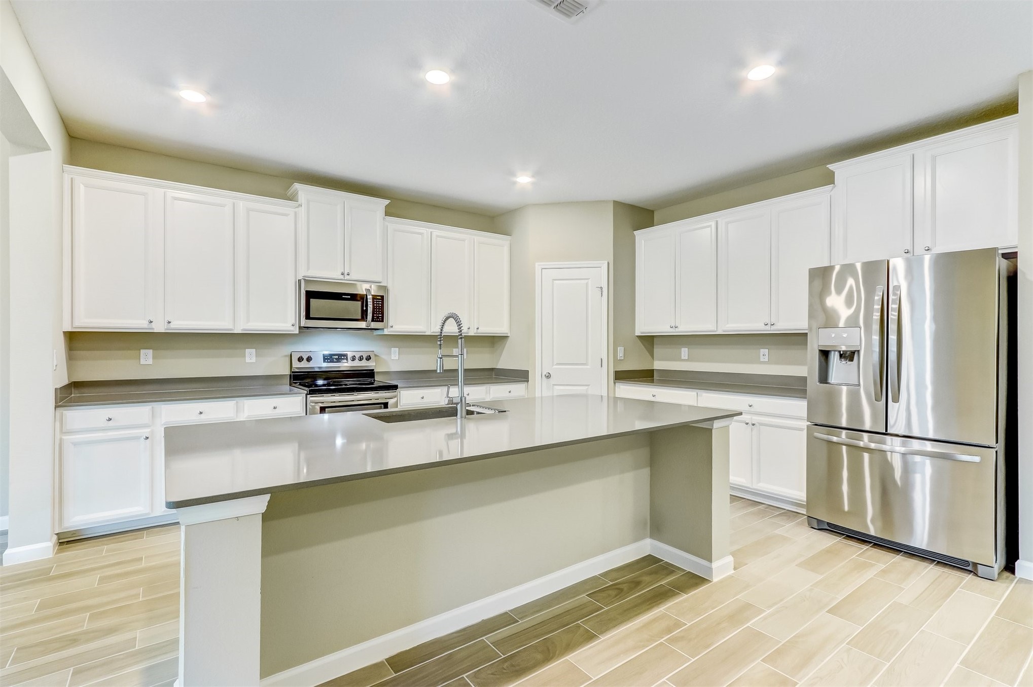 85010 FALL RIVER PARKWAY