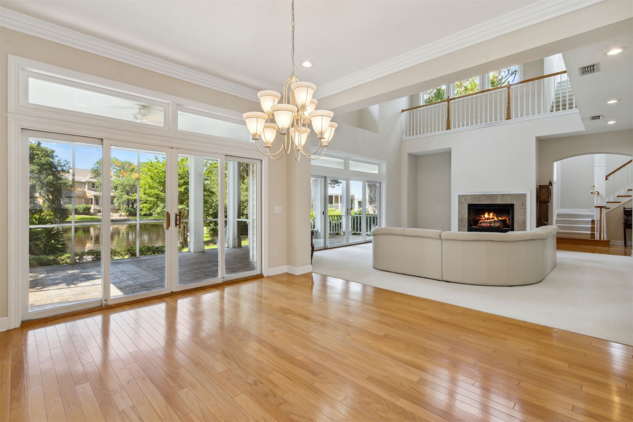 16 OAK POINT DRIVE
