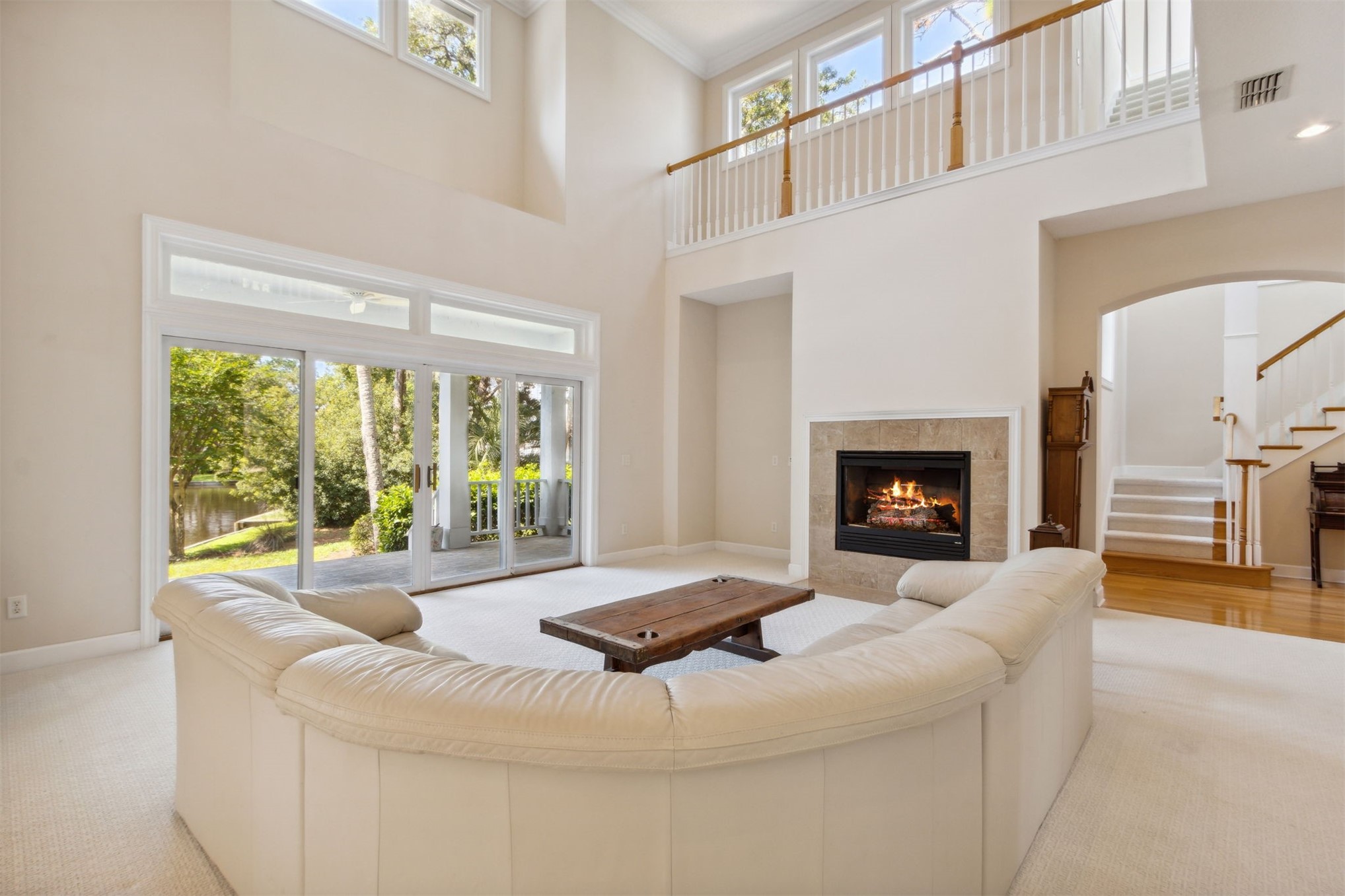 16 OAK POINT DRIVE