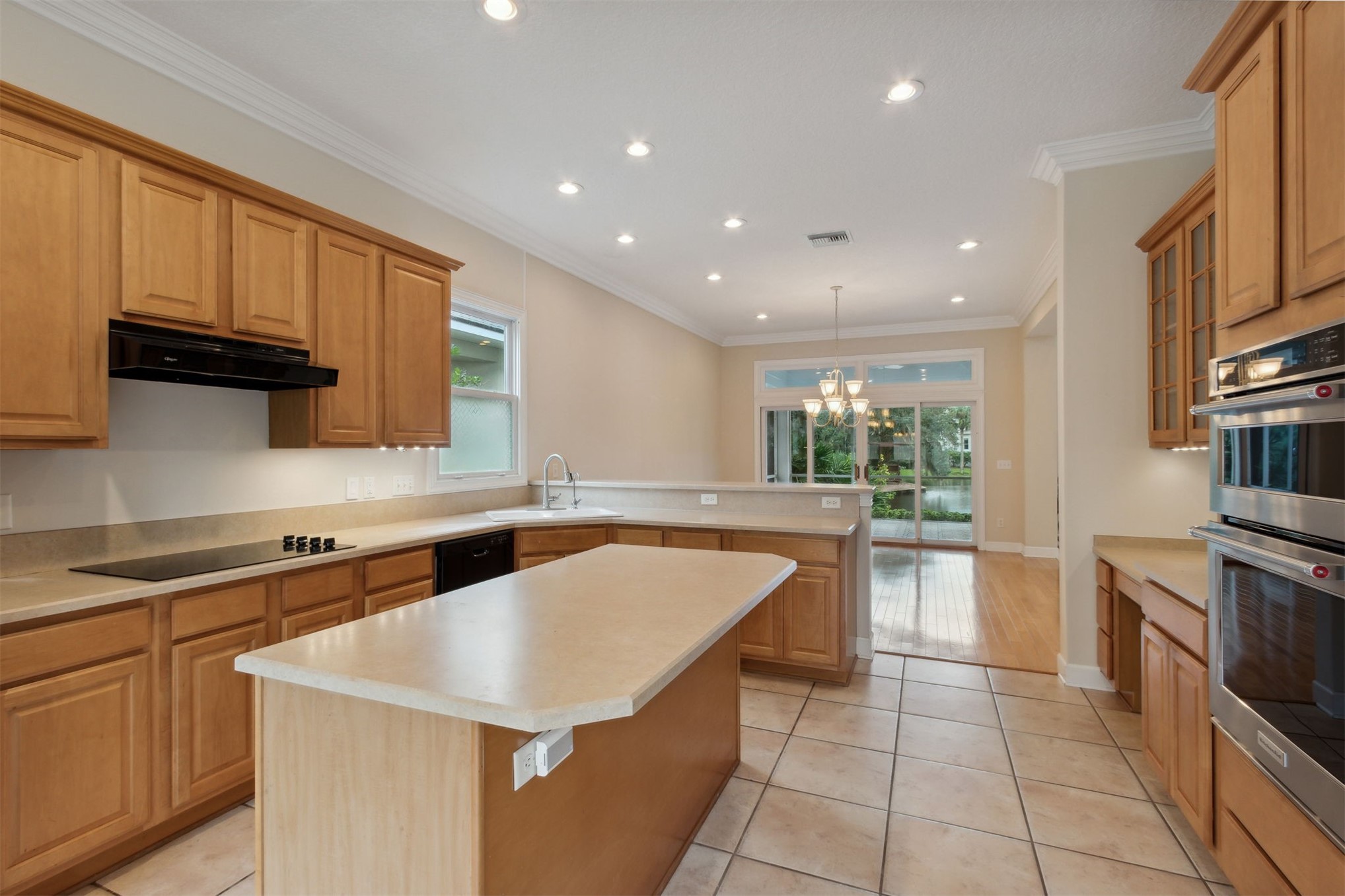 16 OAK POINT DRIVE