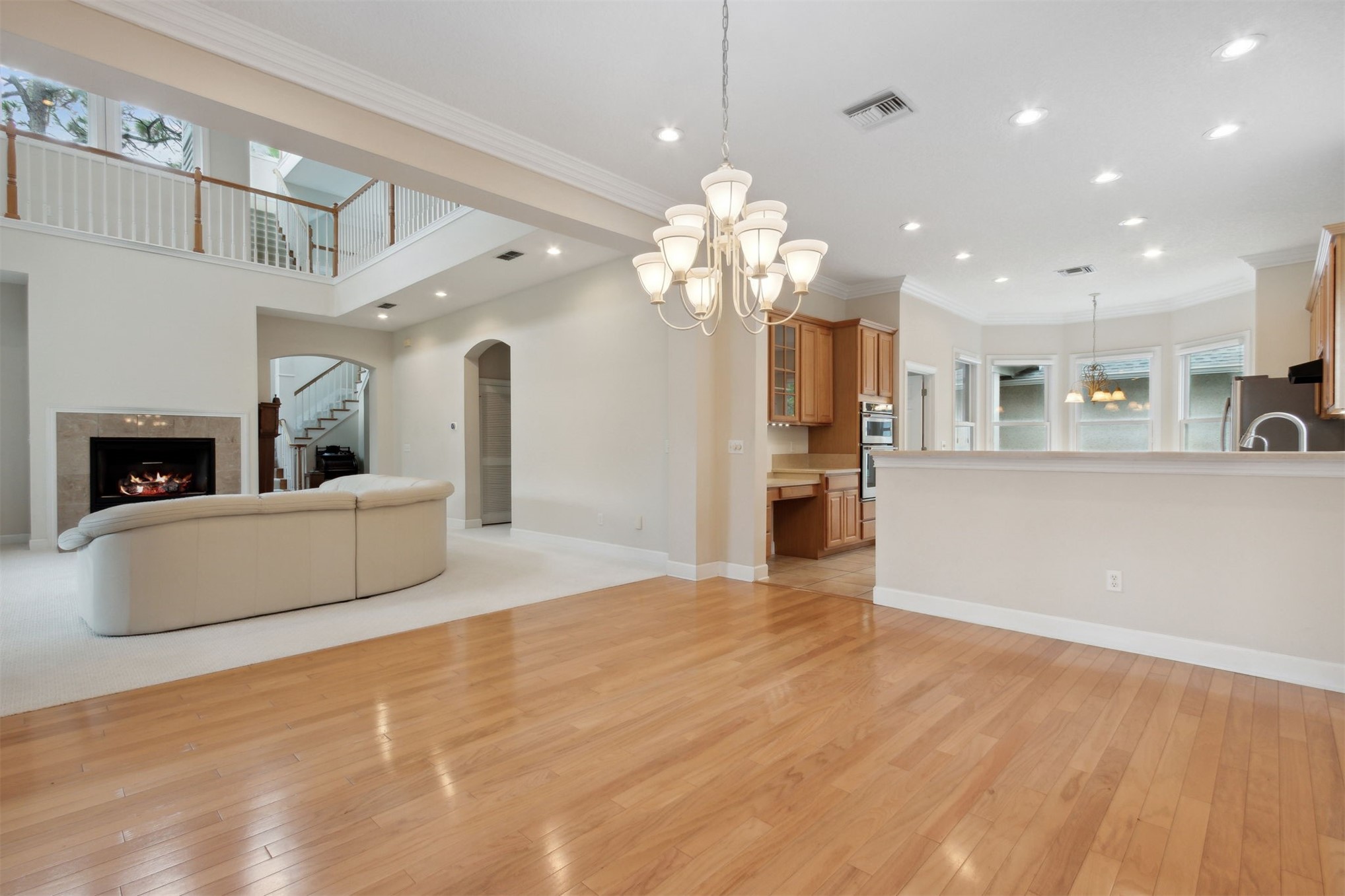 16 OAK POINT DRIVE