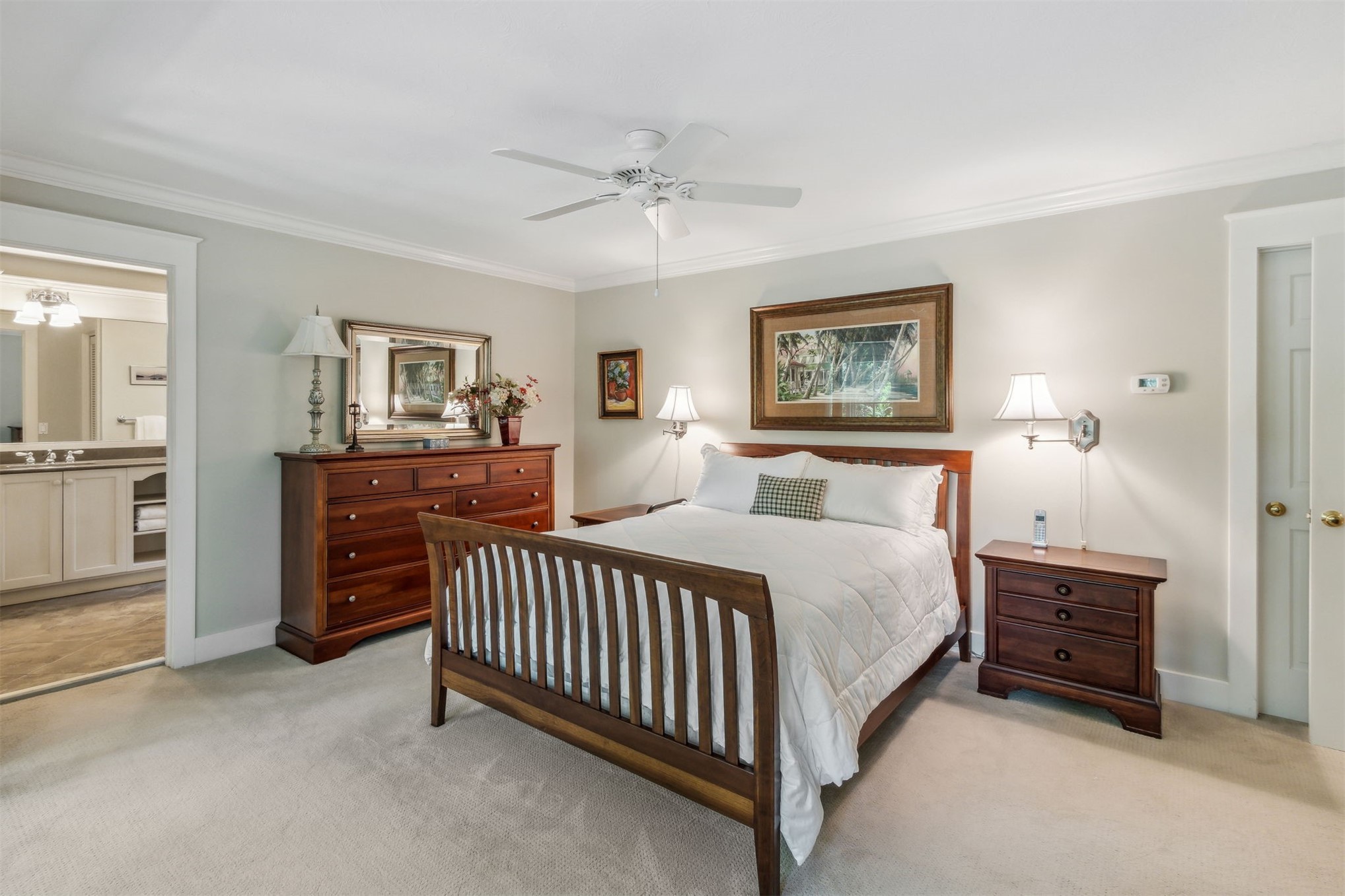 5 HERON OAKS COURT