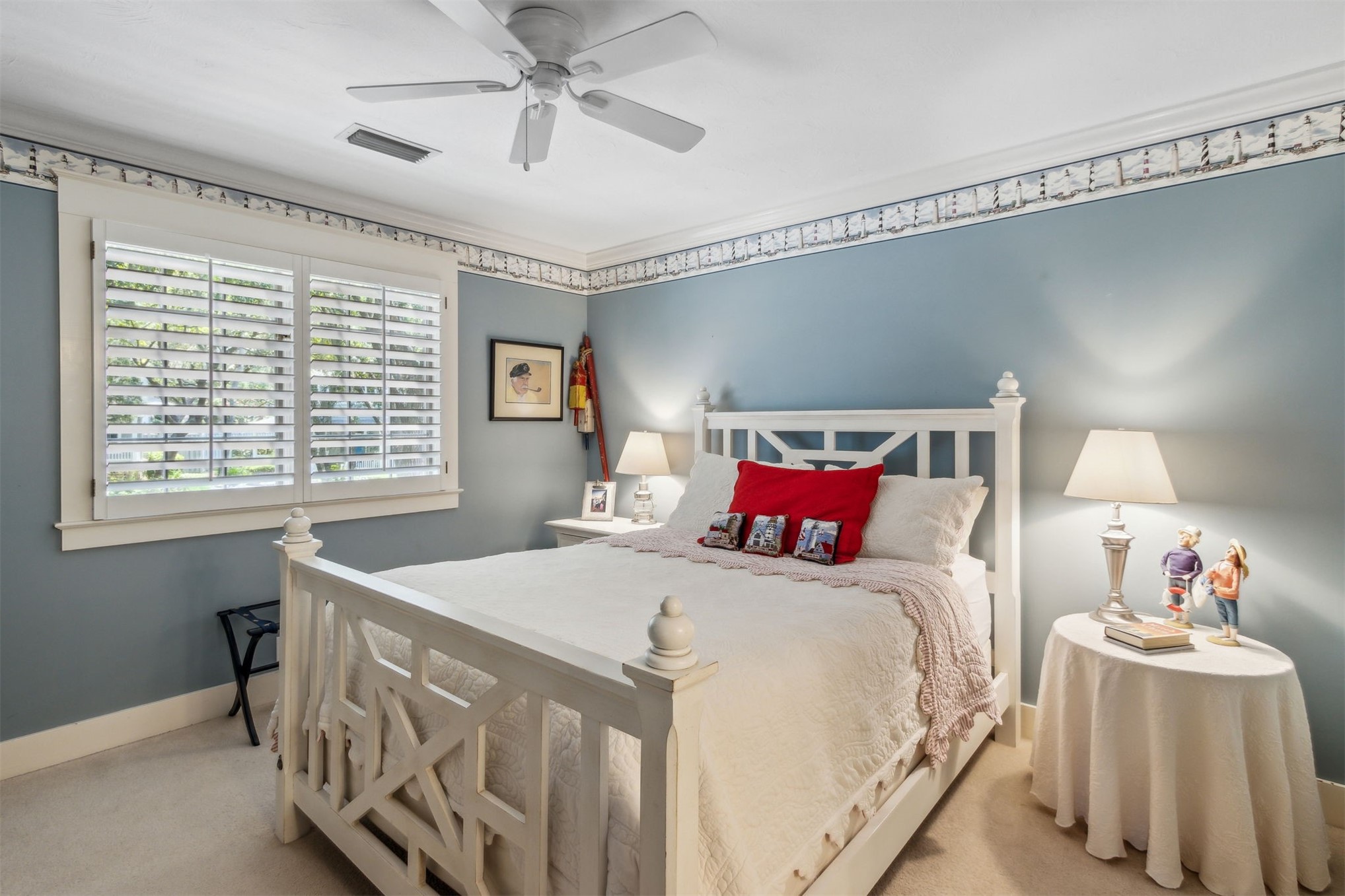 5 HERON OAKS COURT