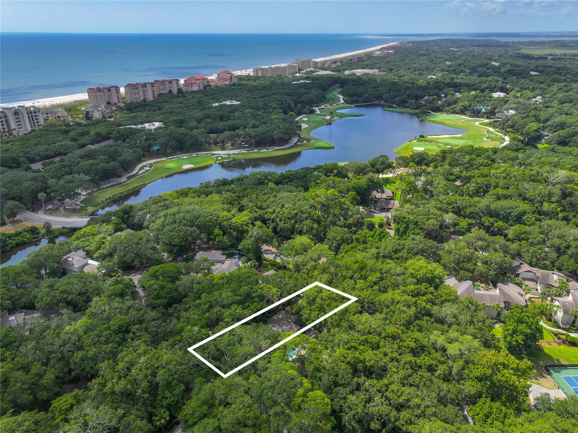 5 HERON OAKS COURT