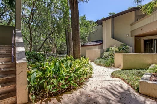 2360 BOXWOOD LANE