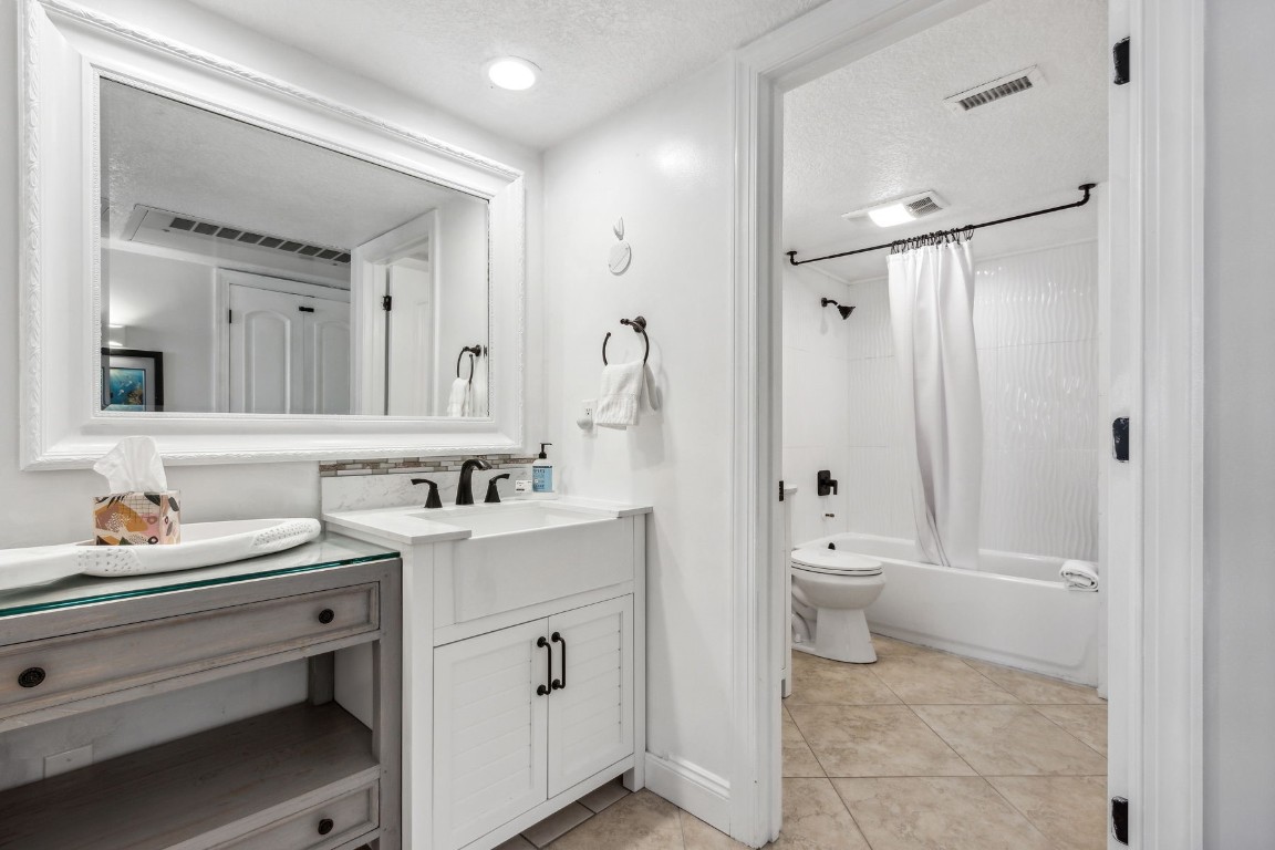223 SANDCASTLES COURT