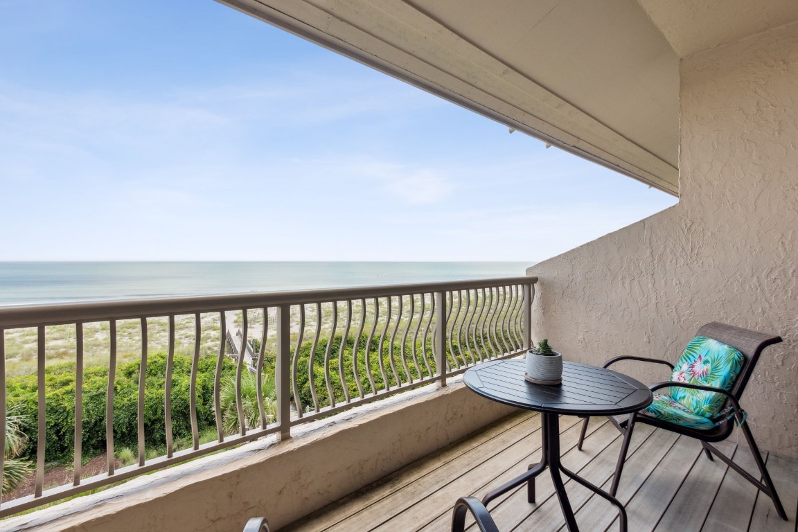 223 SANDCASTLES COURT