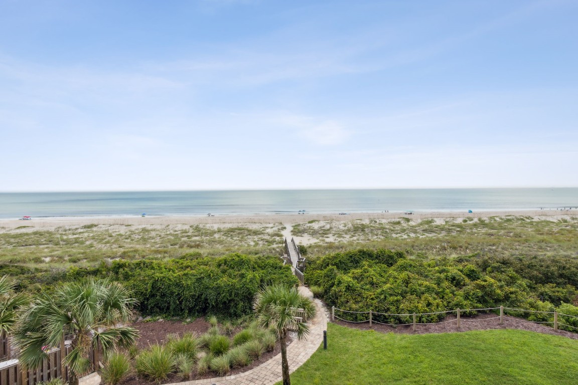 223 SANDCASTLES COURT