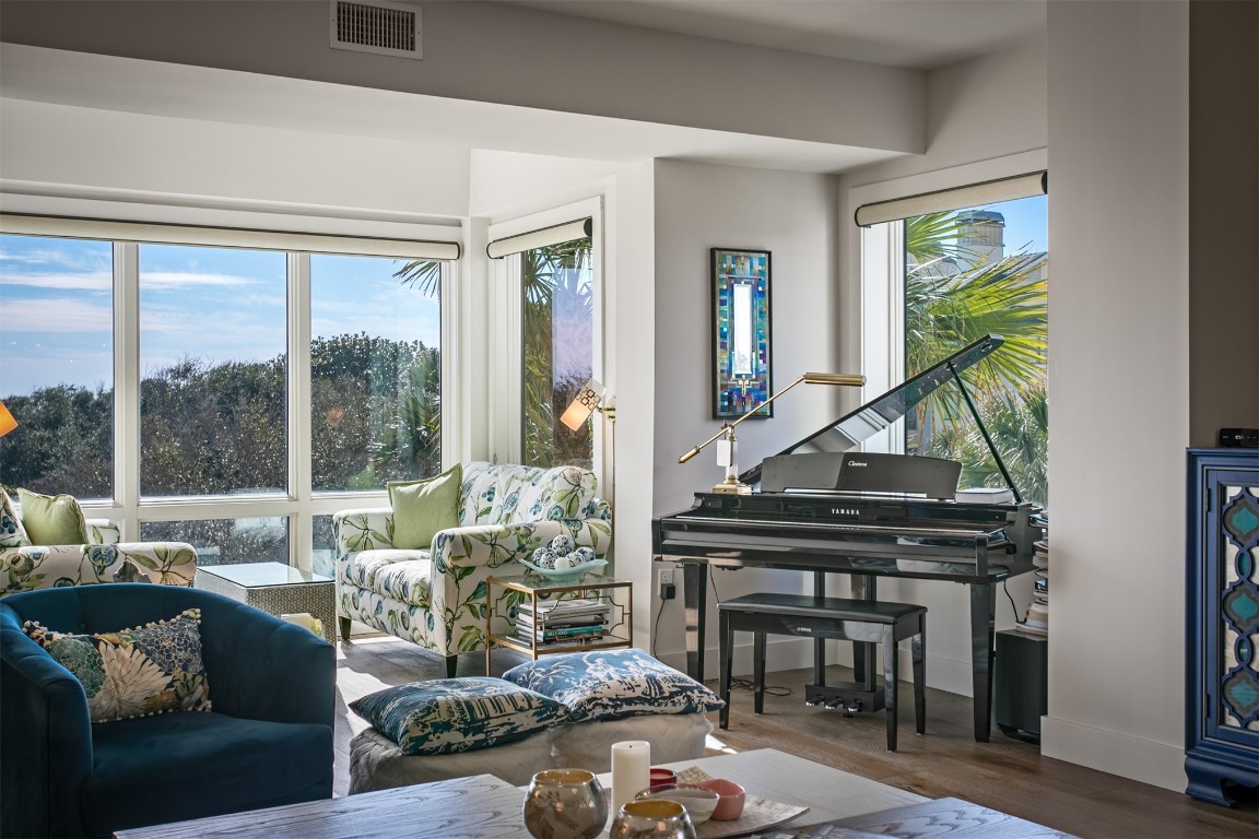 6541 SPYGLASS CIRCLE 6541