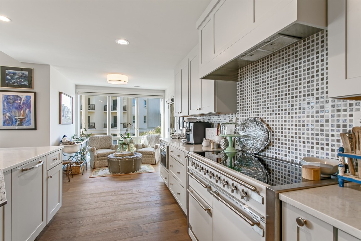 6541 SPYGLASS CIRCLE 6541