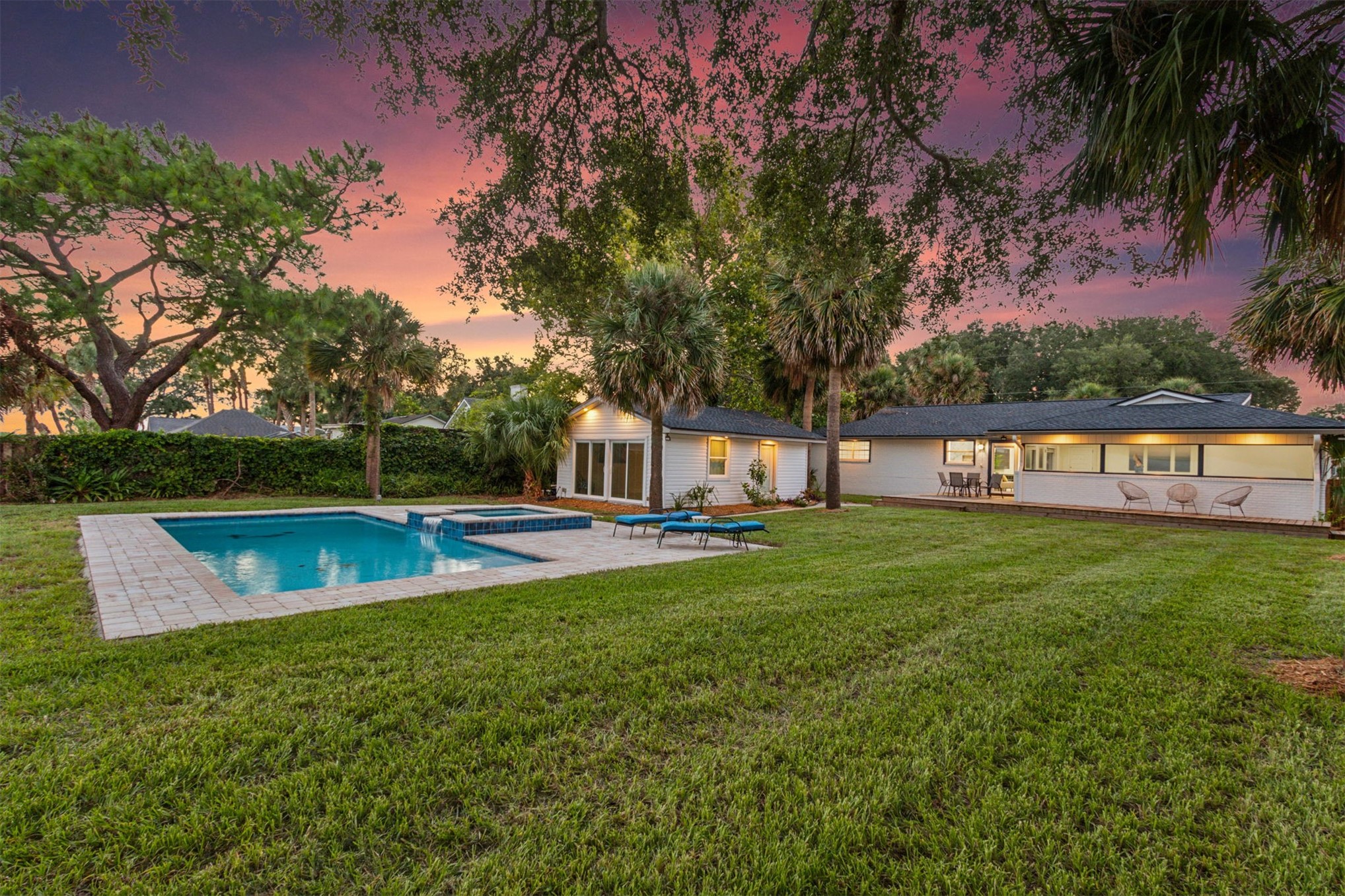 6944 RAMOTH DRIVE
