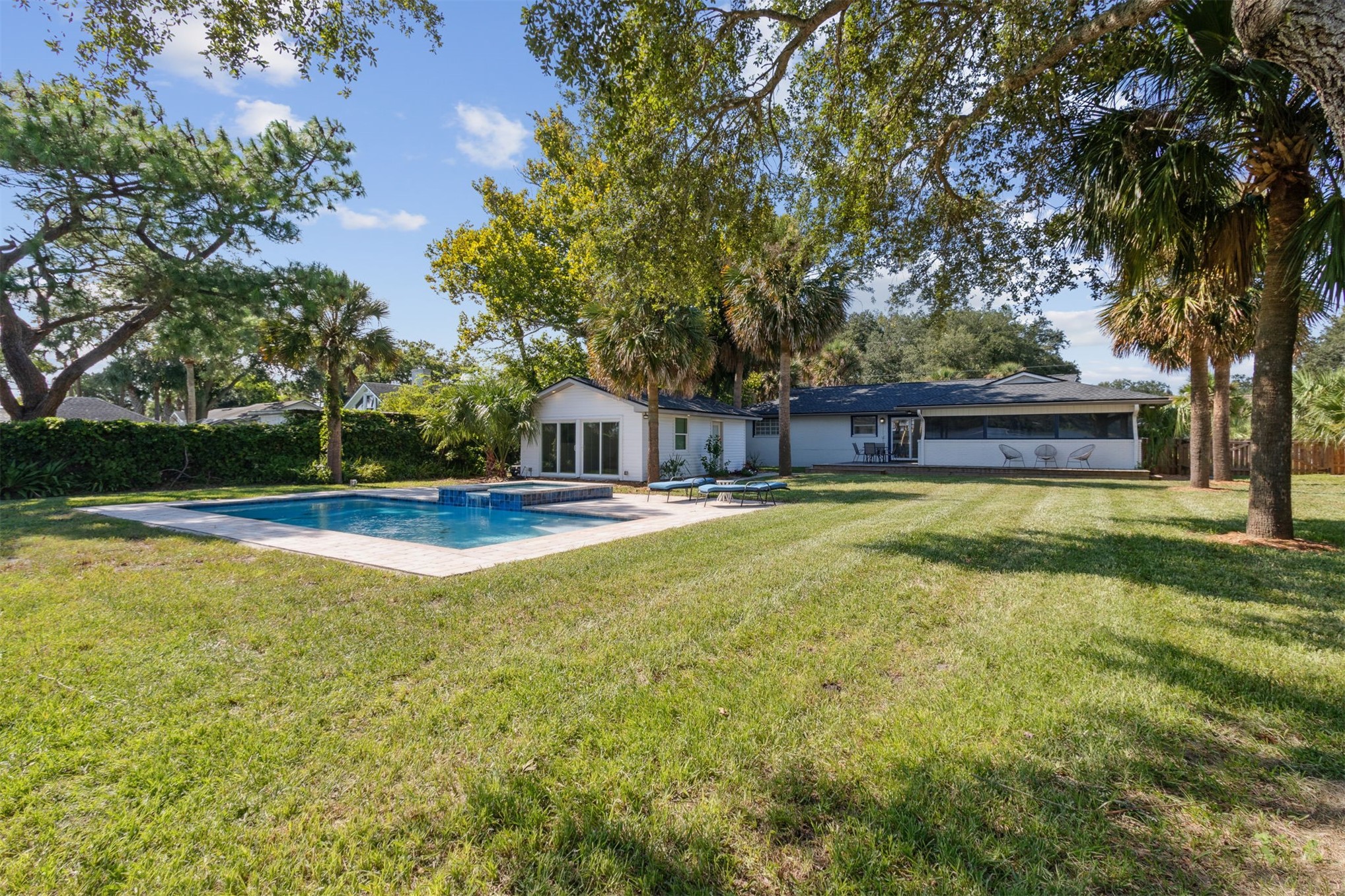 6944 RAMOTH DRIVE