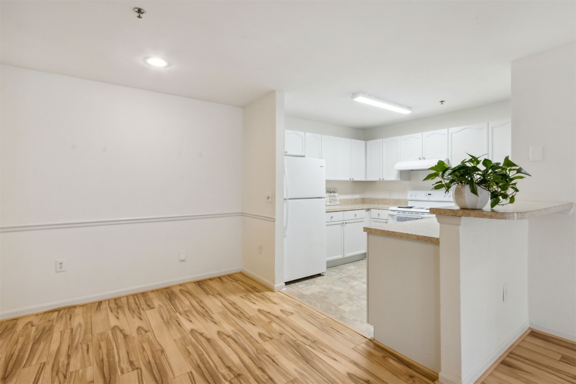 23671 BAHAMA POINT 1216