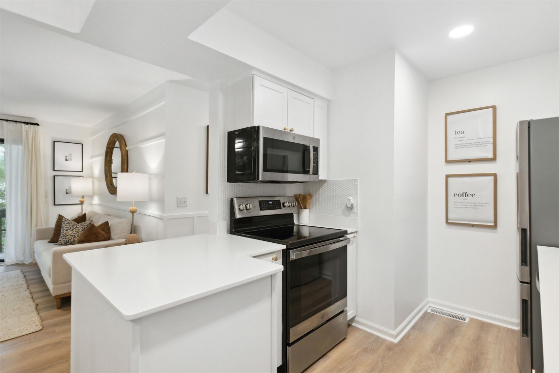 2743 FOREST RIDGE DRIVE I-3