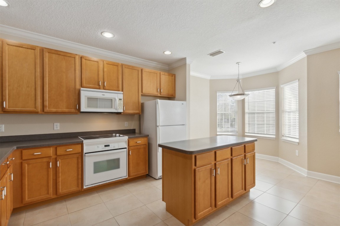 96195 STONEY DRIVE 1705