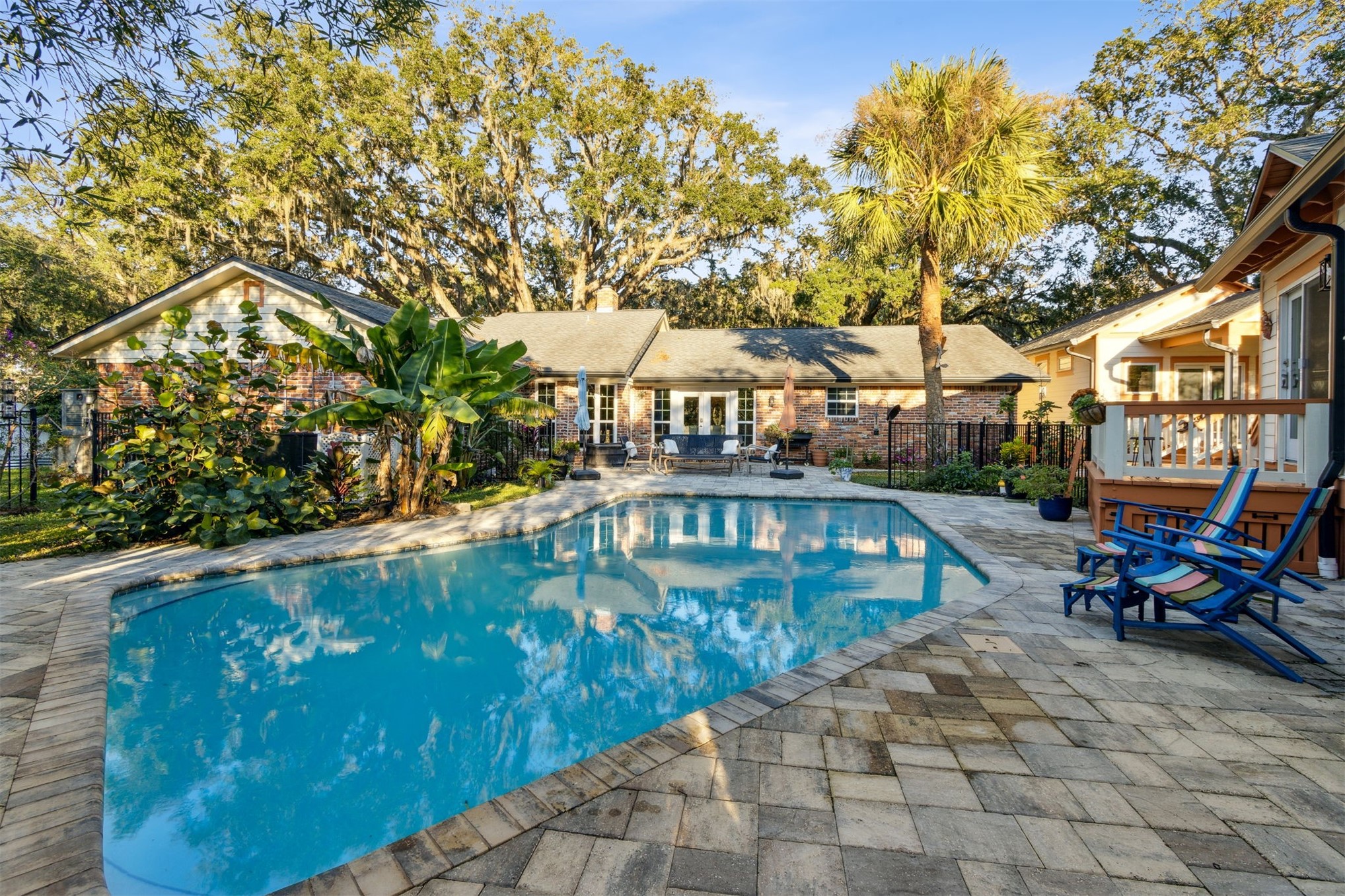 1931 SUNRISE DRIVE