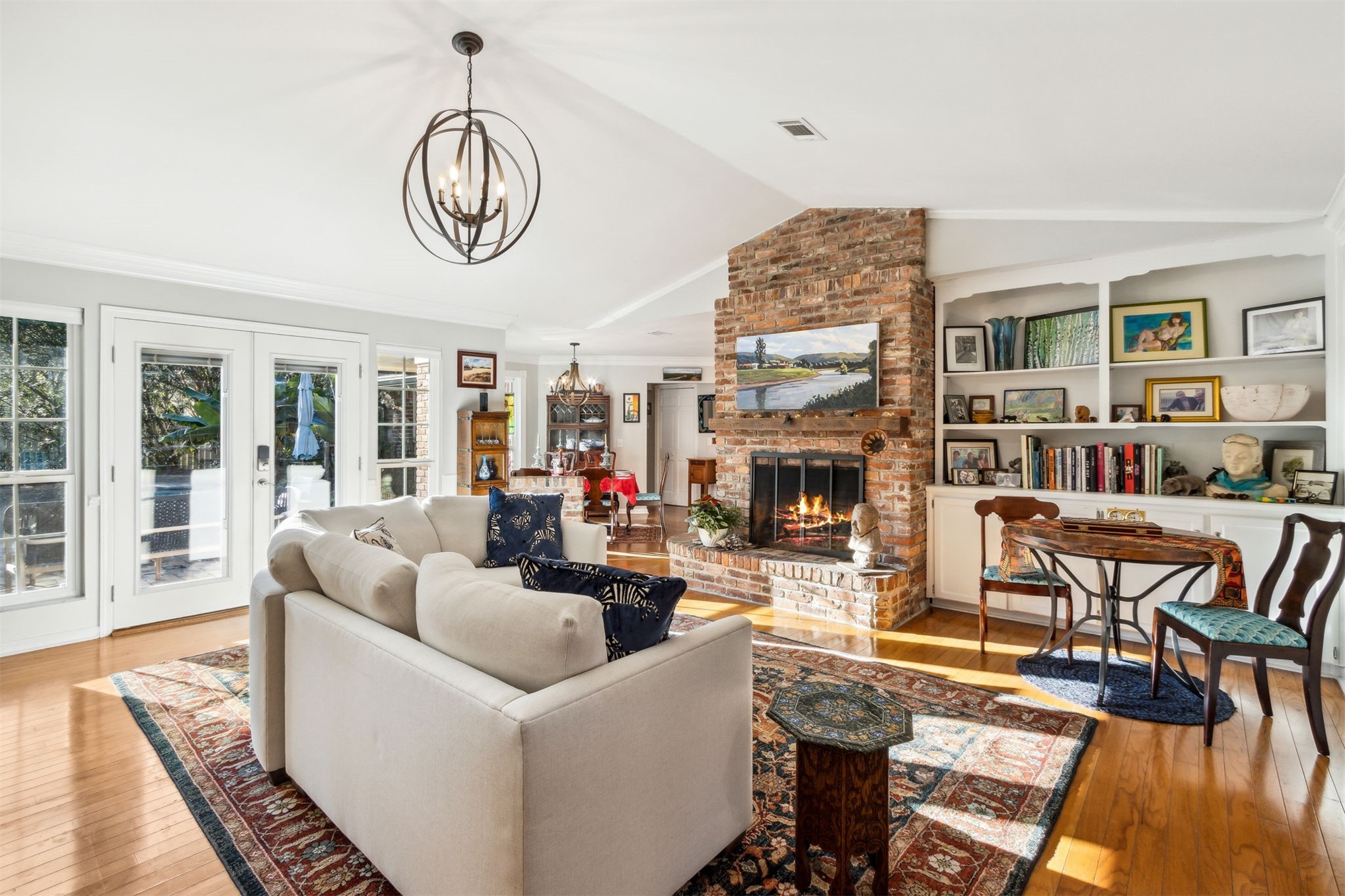 1931 SUNRISE DRIVE
