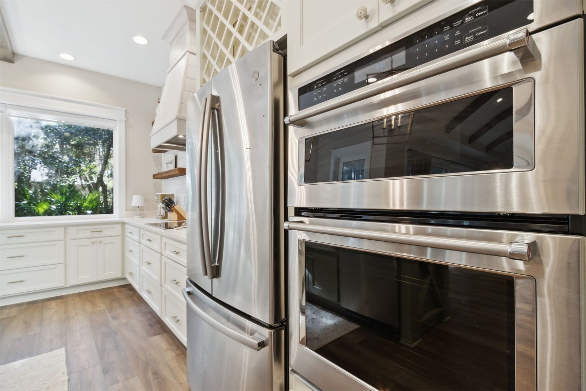 11 BELTED KINGFISHER