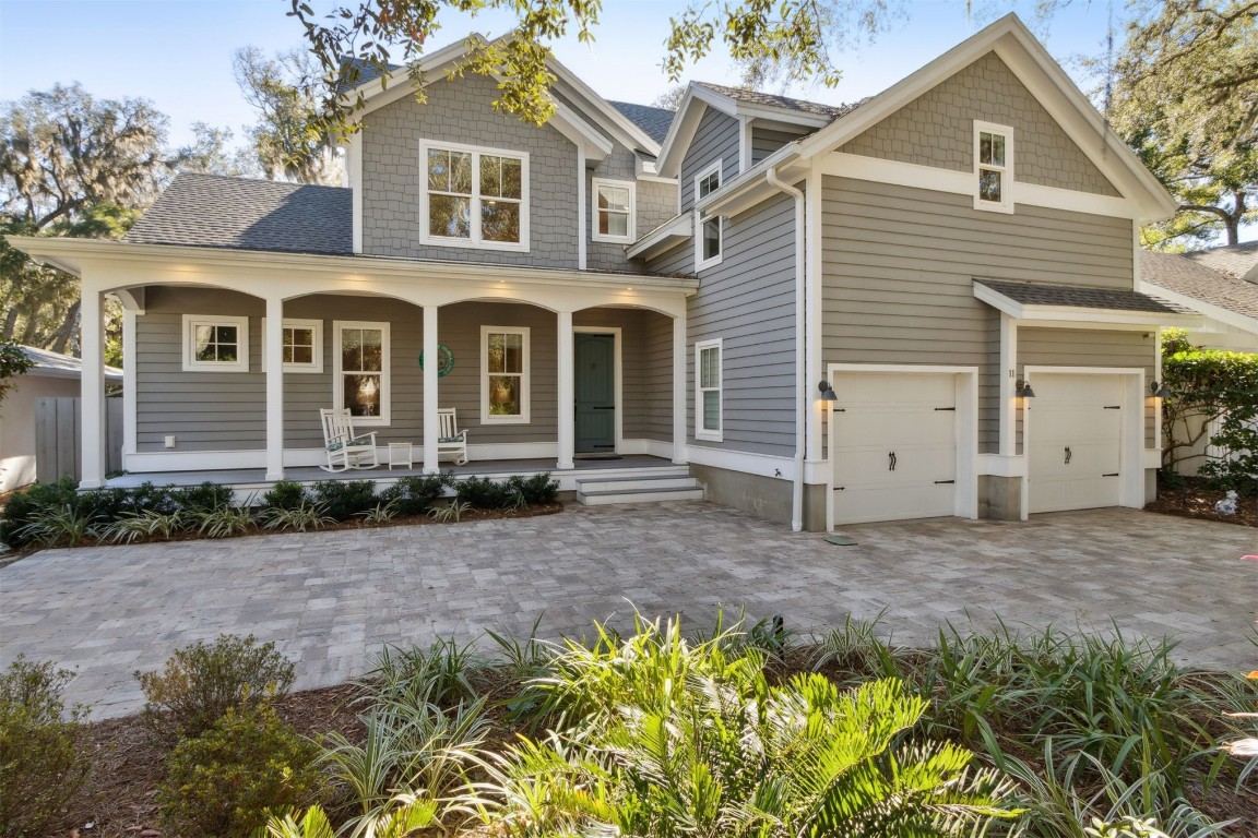 11 BELTED KINGFISHER