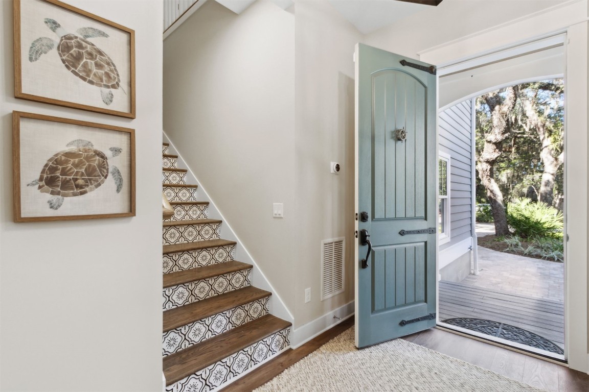 11 BELTED KINGFISHER