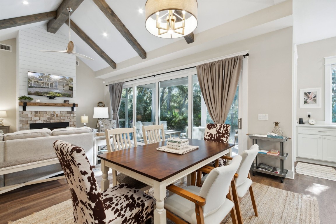 11 BELTED KINGFISHER