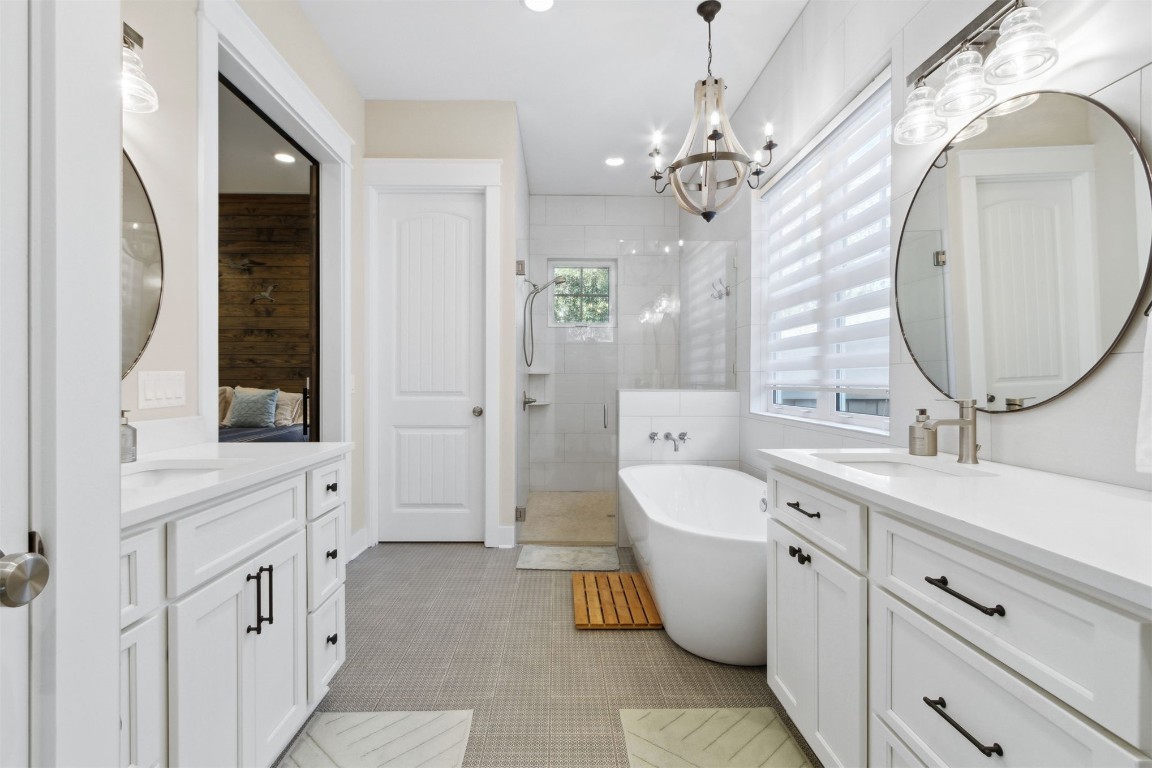 11 BELTED KINGFISHER