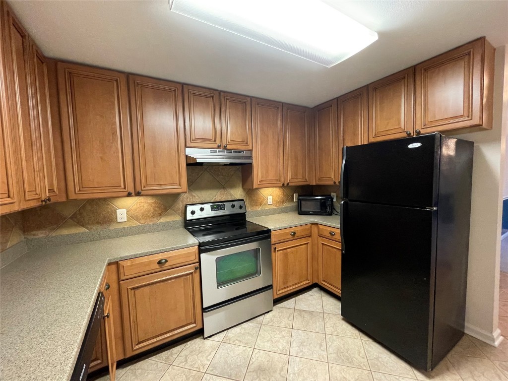 23699 BAHAMA POINT