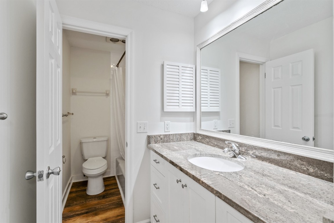 2700 MIZELL AVENUE 707