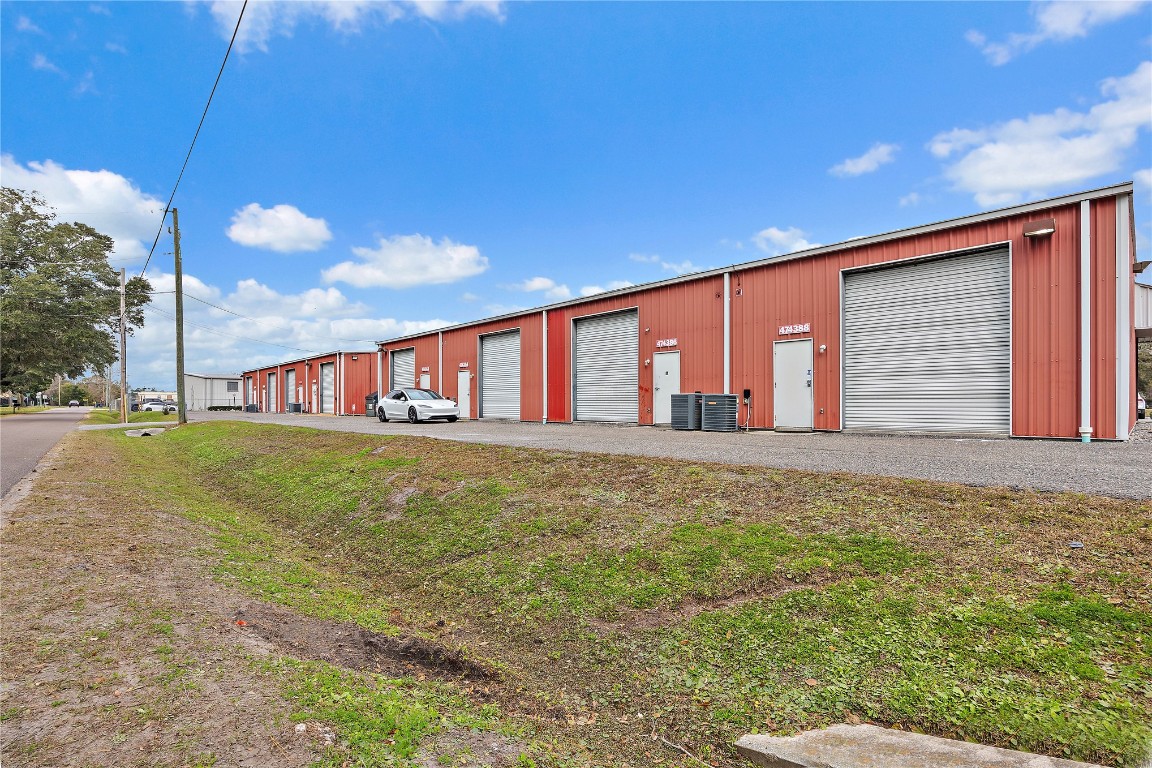 474390 E STATE ROAD 200