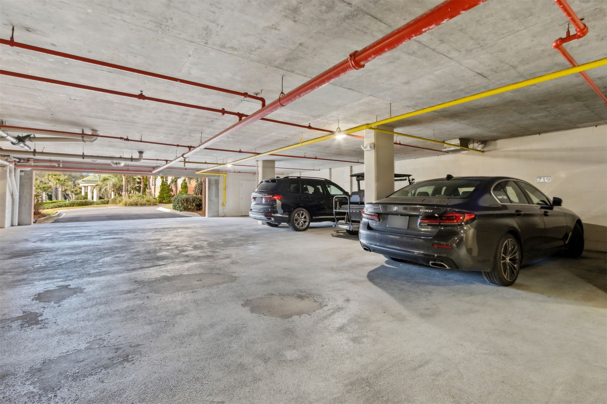 719 OCEAN CLUB PLACE 719
