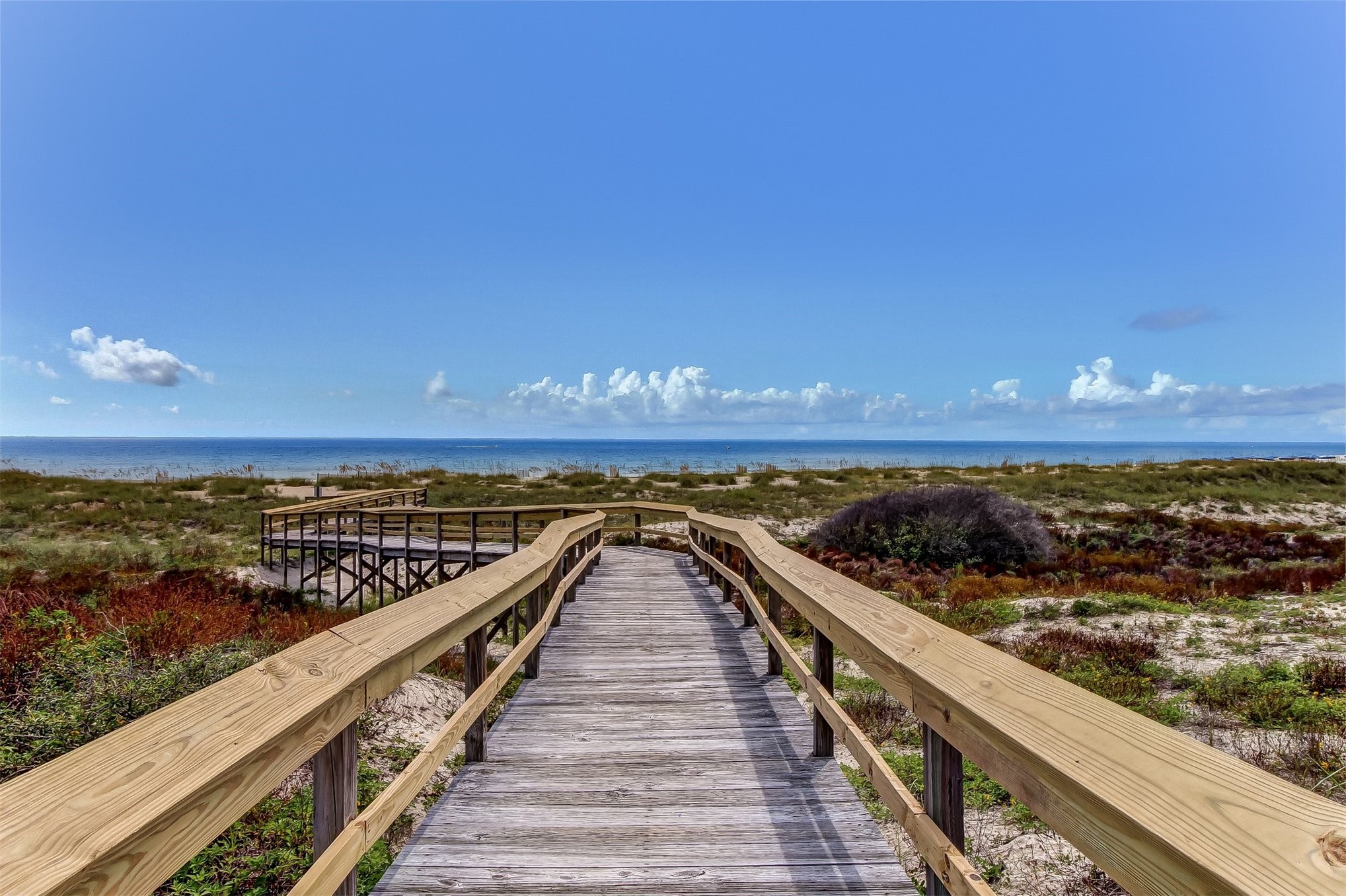 719 OCEAN CLUB PLACE 719
