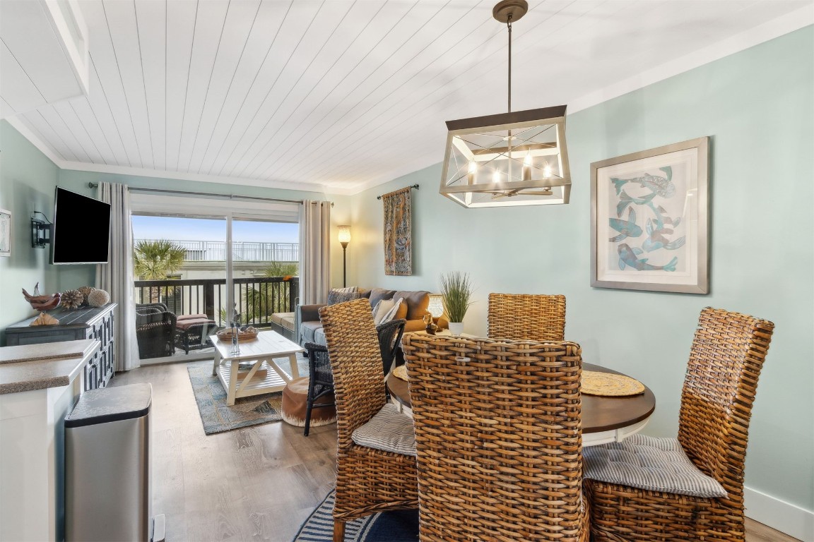 3056 S FLETCHER AVENUE 302