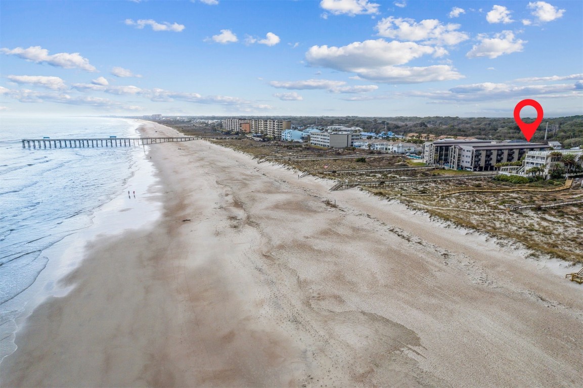 3056 S FLETCHER AVENUE 302