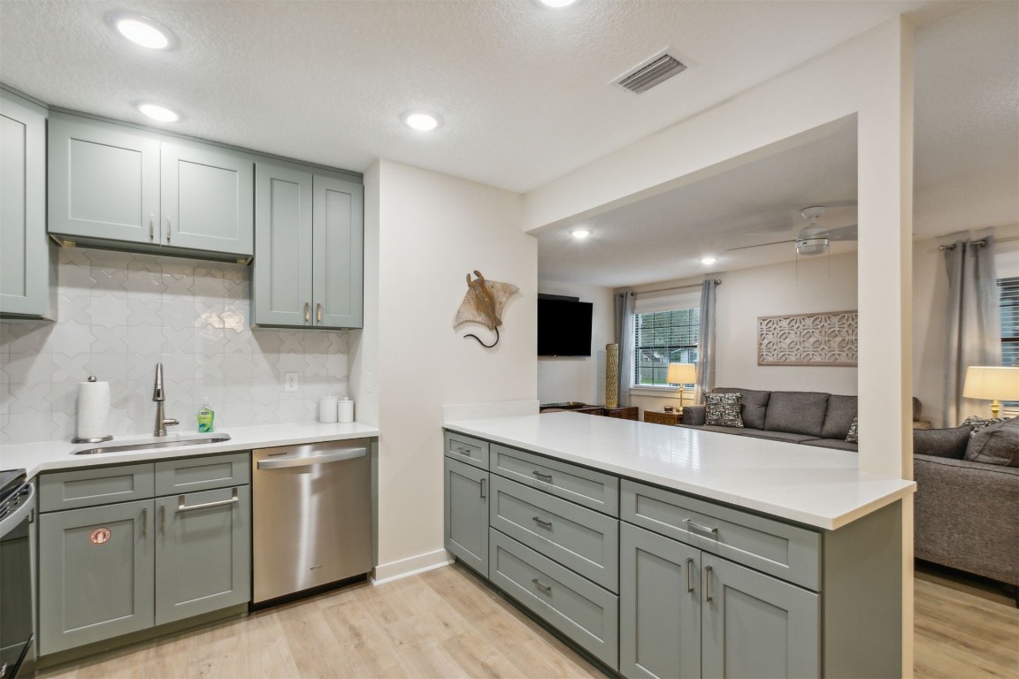 1504 LEON DRIVE