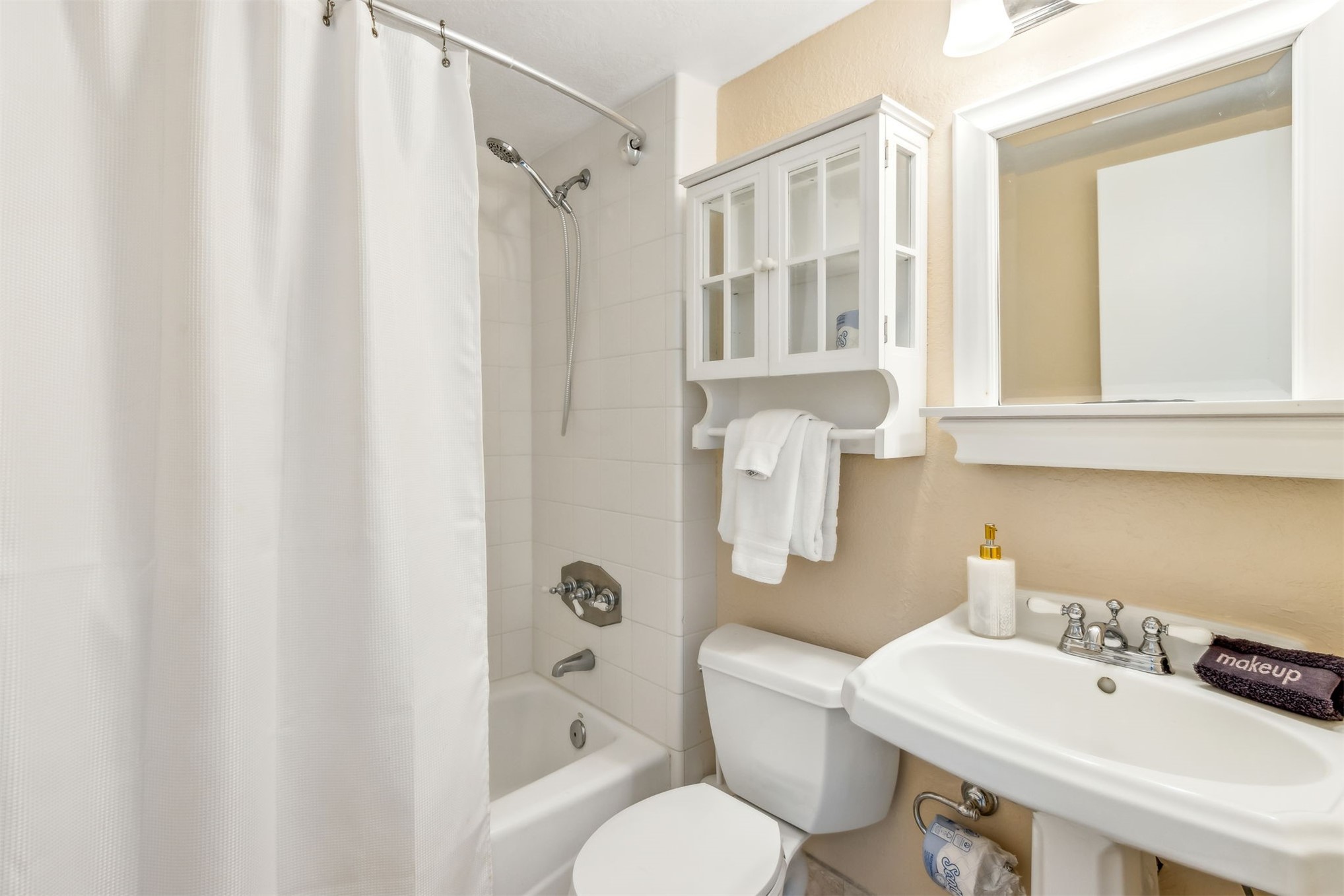 1107 BEACH WALKER ROAD 1107
