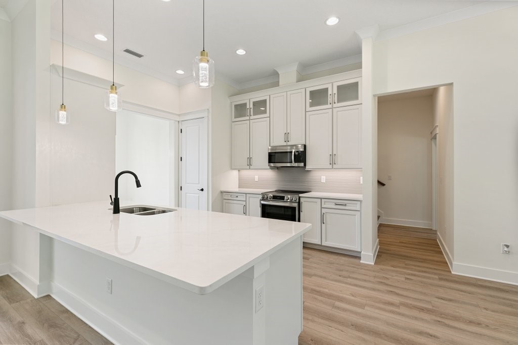 9921 DERBY GATE COURT